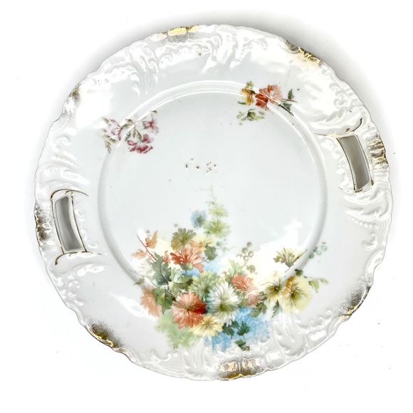 Vintage Pair of Gold Accent Bavarian China Plates - Picture 11 of 13